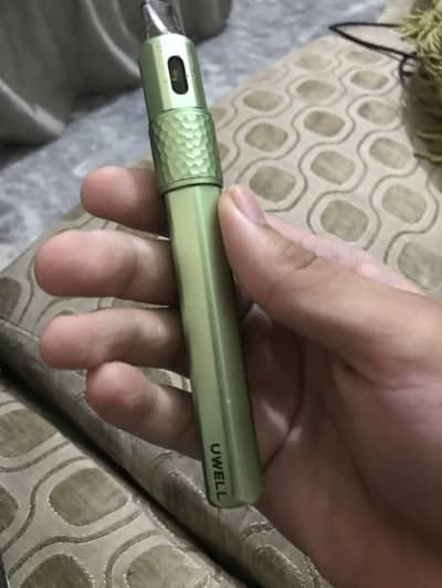 Caliburn UWELL WHIRL F ( new coil)