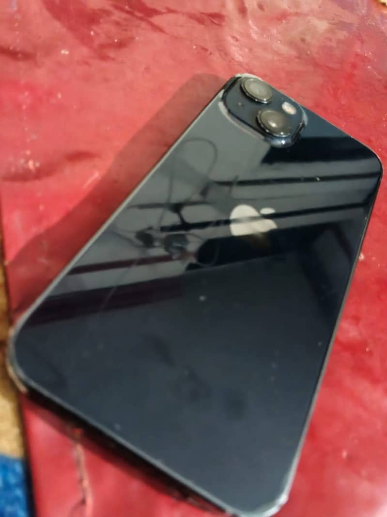 Apple iPhone 13 2