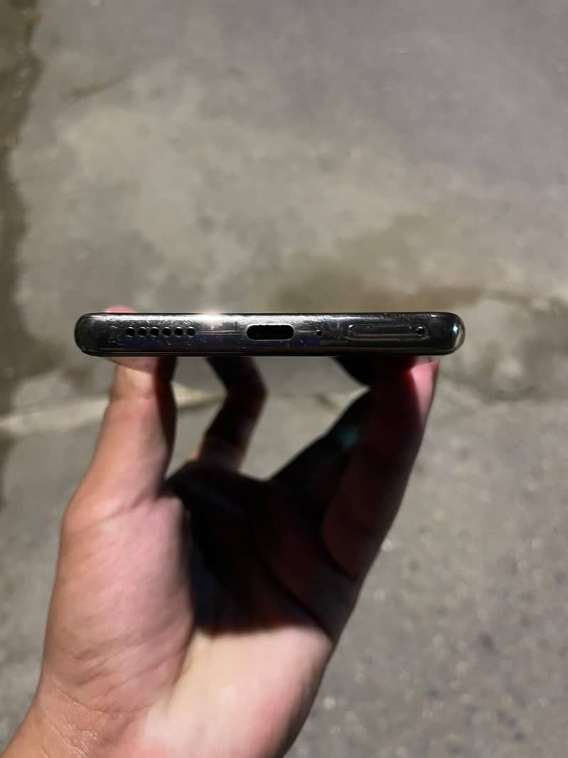 Tecno CAMON 30S 1