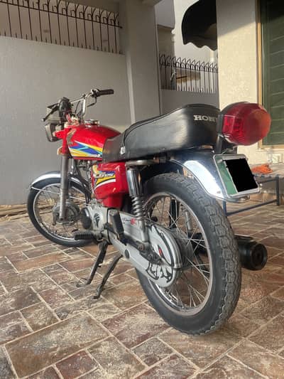 Honda CG-125 -2019 model - red colour