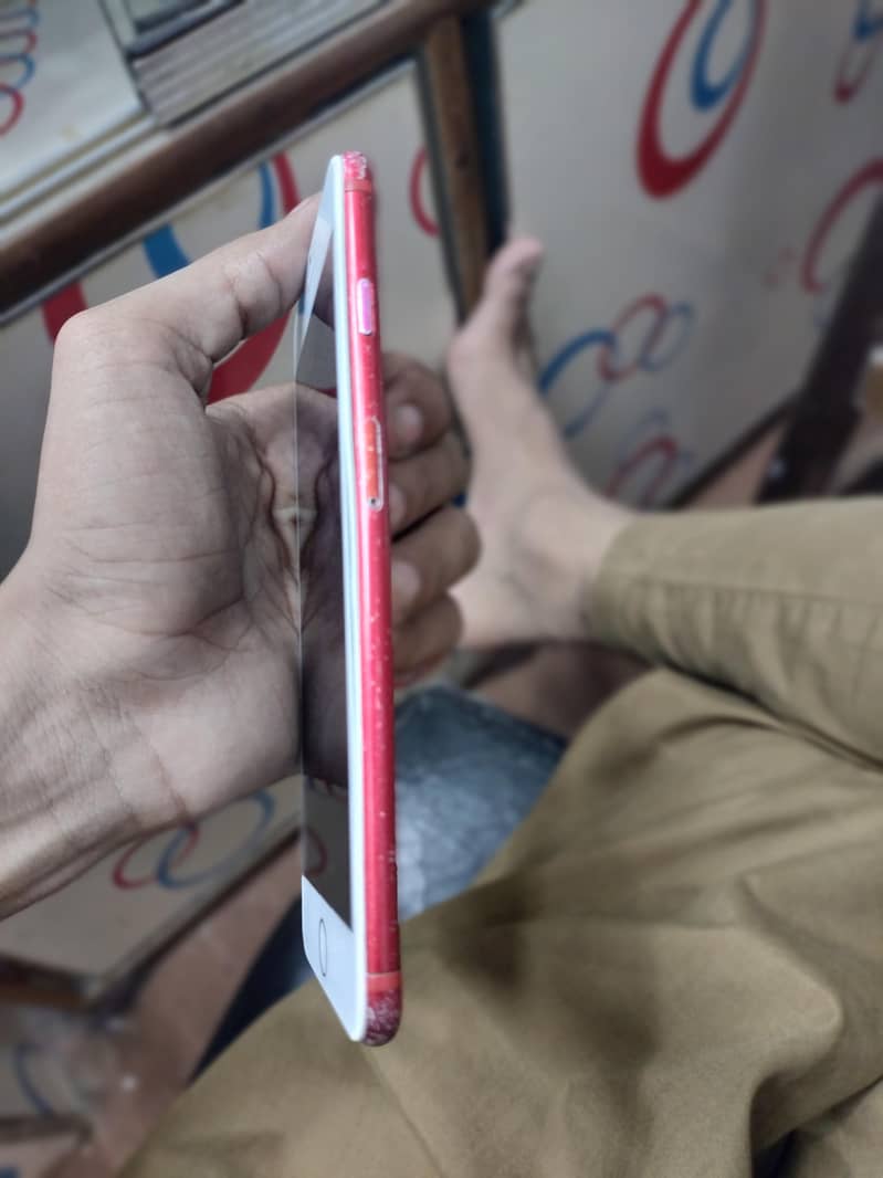 Apple iPhone 7 Plus 3