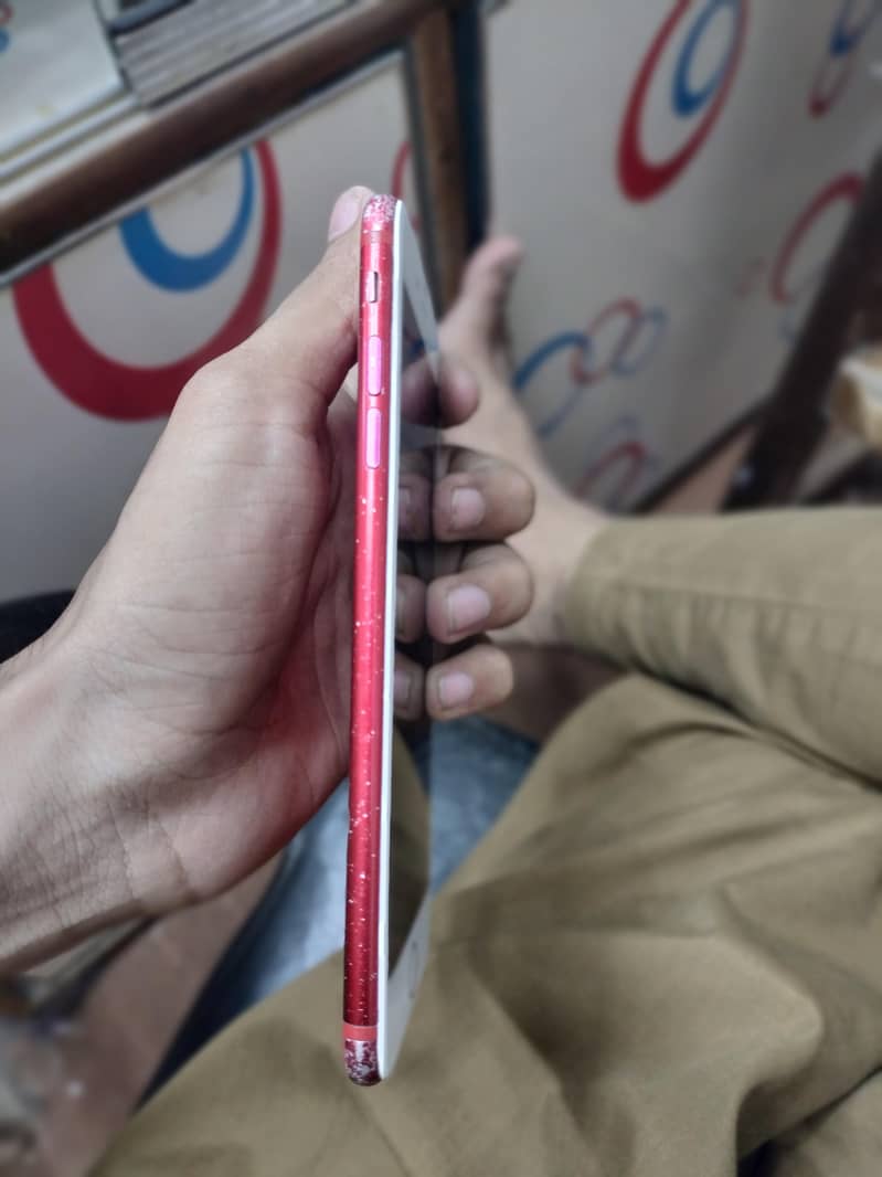Apple iPhone 7 Plus 4