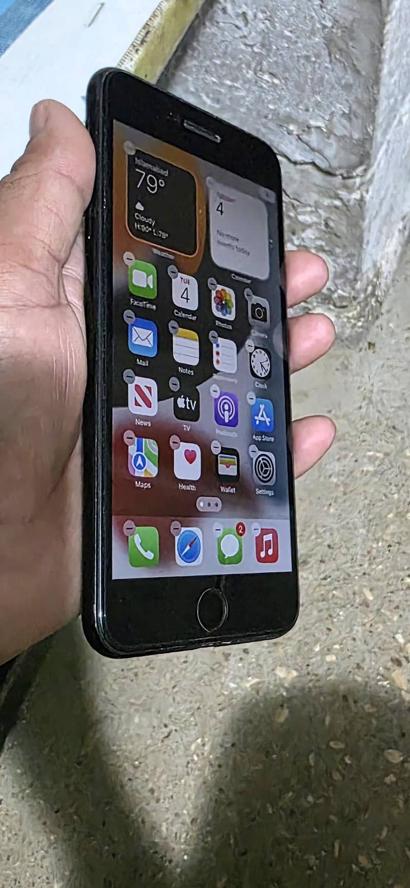 Apple iPhone 7 Plus 1