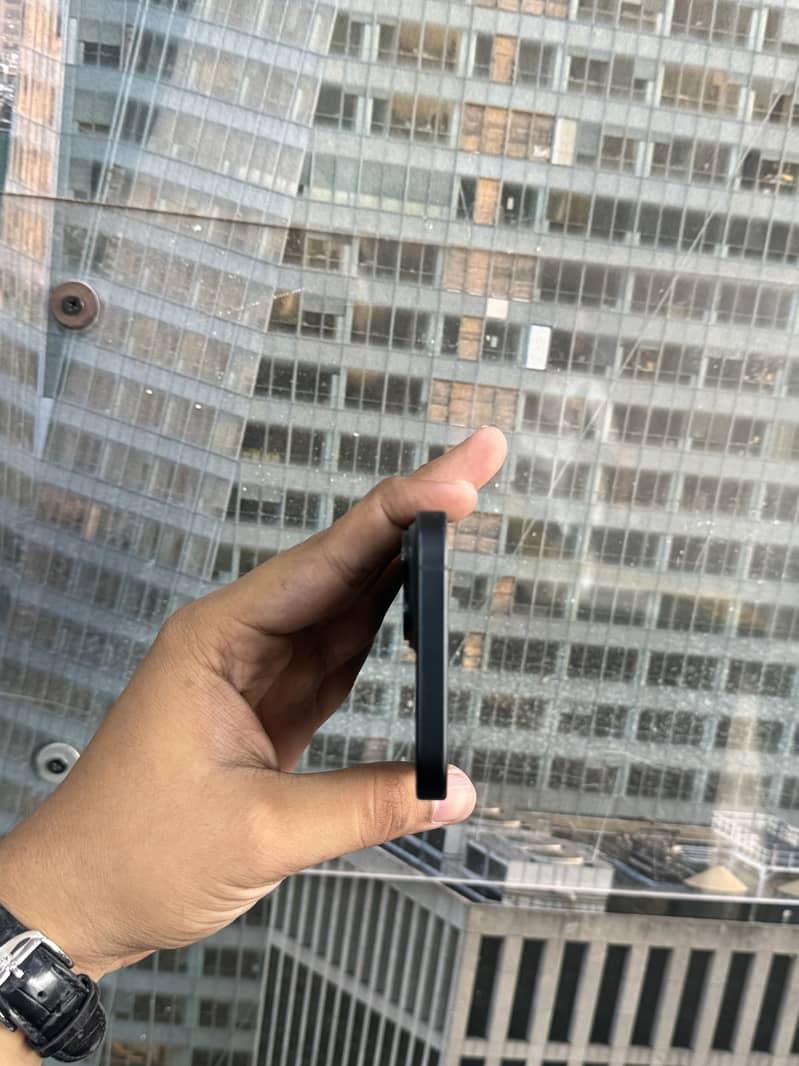 Apple iPhone 15 1