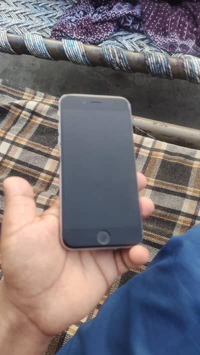 Apple iPhone 6S
