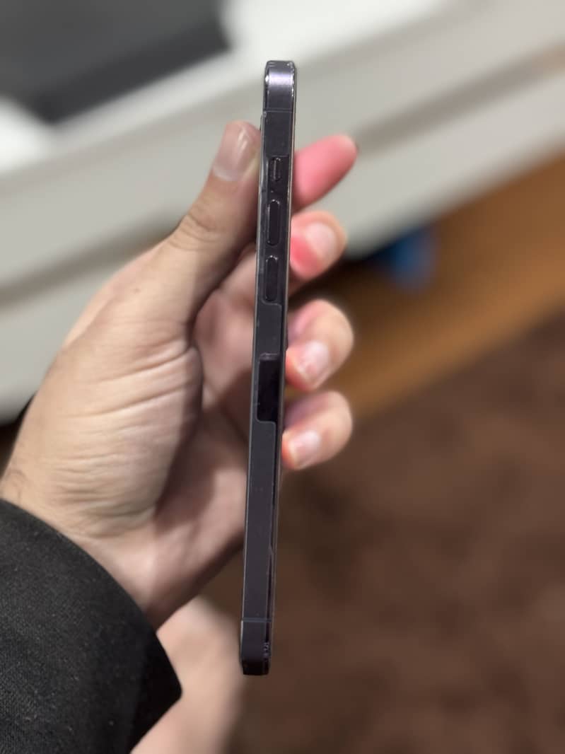Apple iPhone 14 Pro Max 1