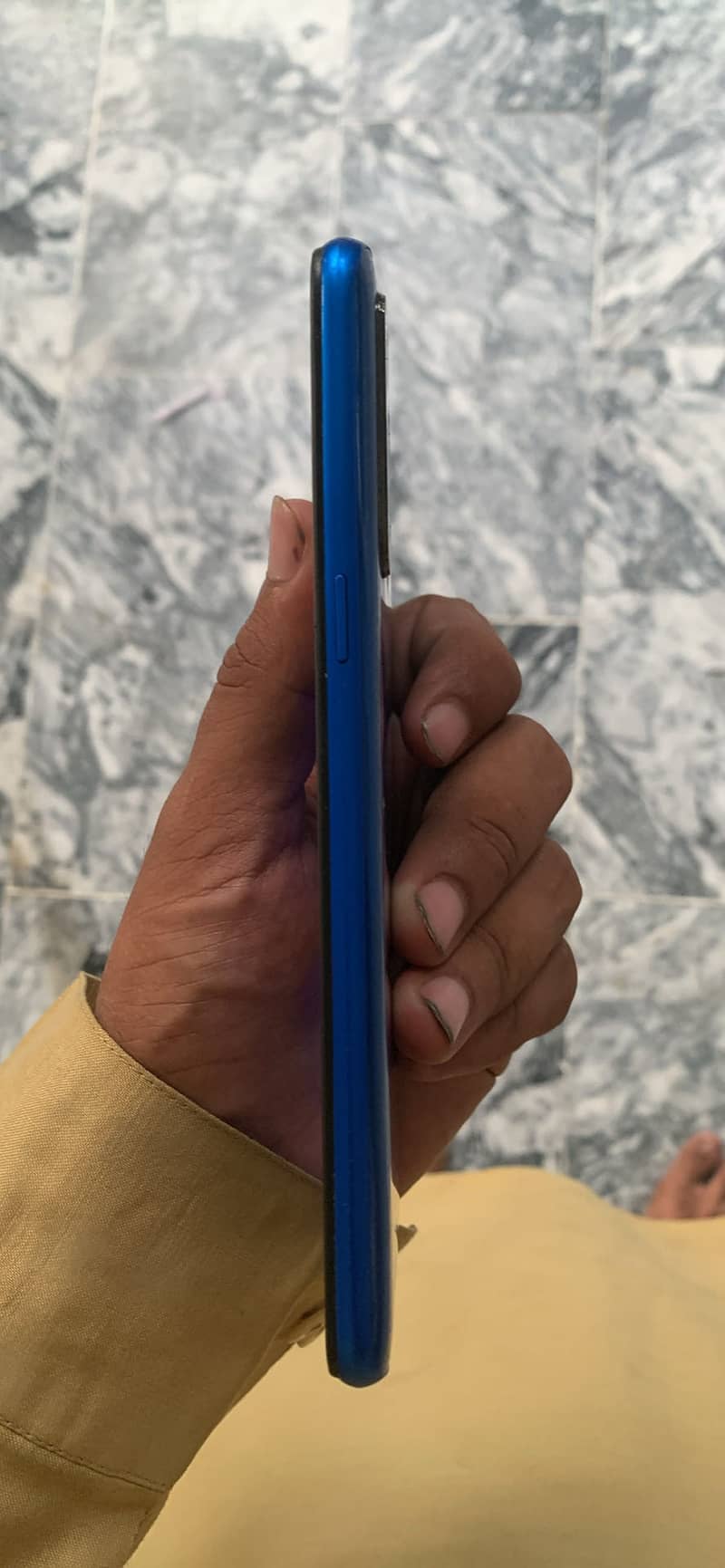 Realme 5s 4
