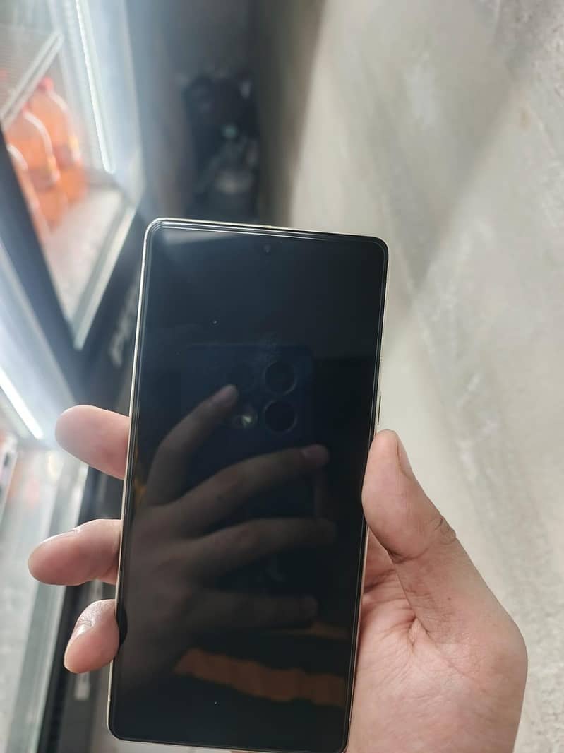 Google Pixel 7 5