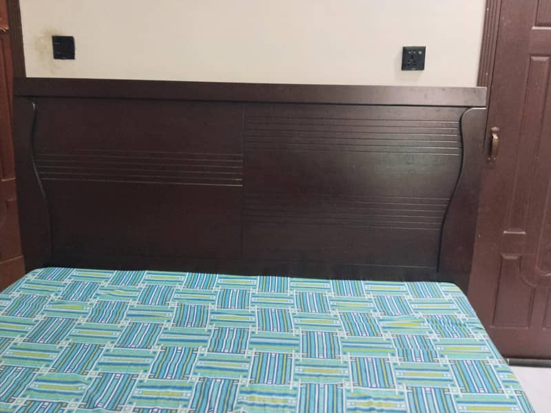 king size bed 1