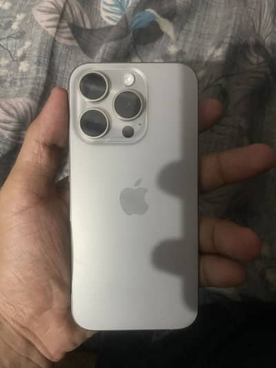 Apple iPhone 15 Pro