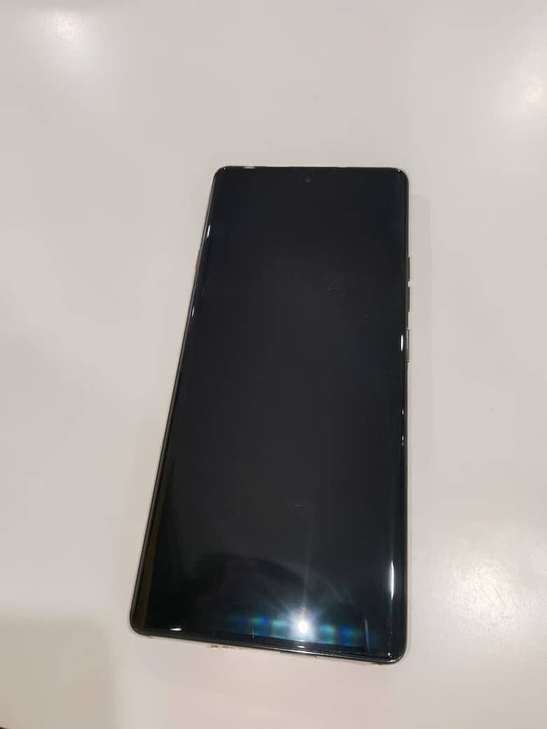 Tecno CAMON 40 Pro 3