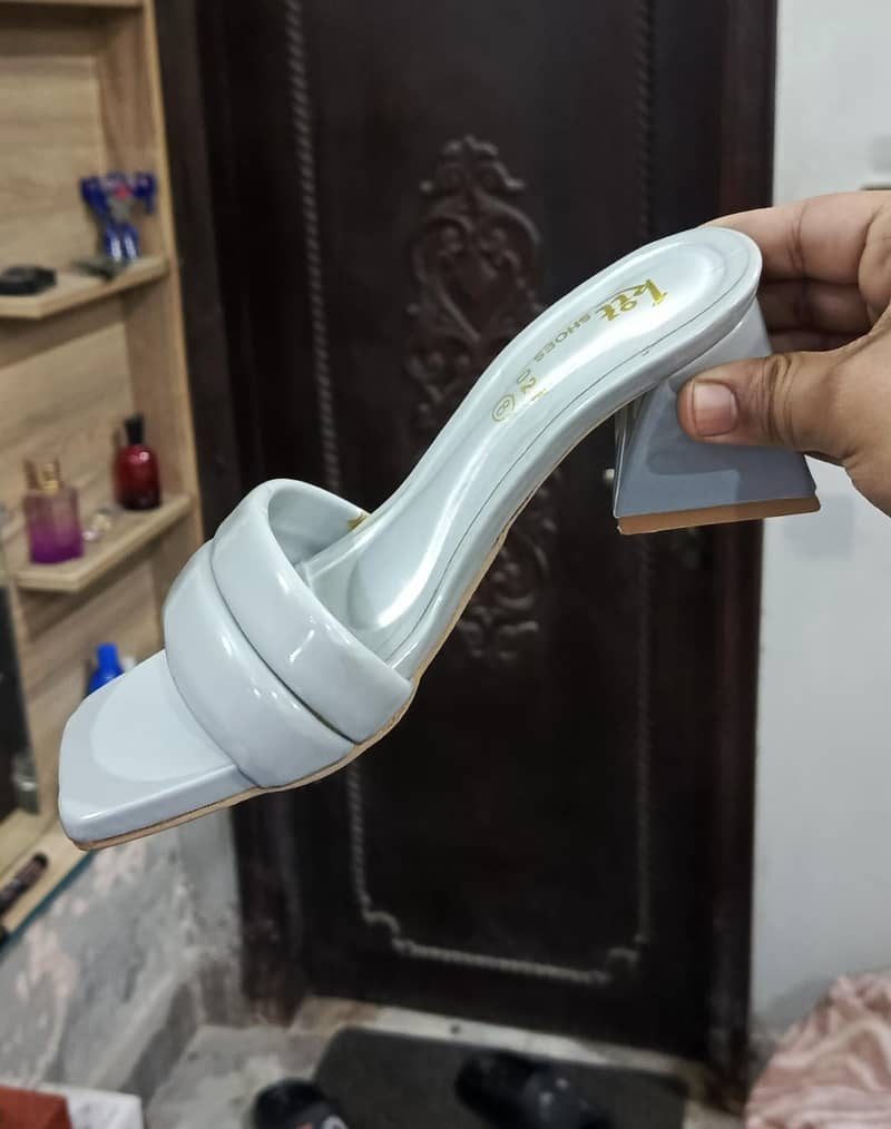 kit shoes 3
