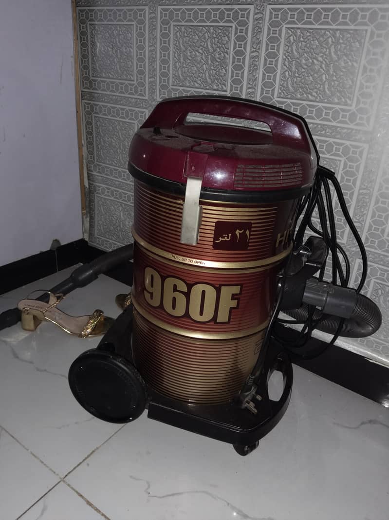 vacuum cleaner 0