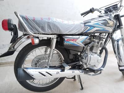 Honda CG 125 2025 Brand New | 466 KM Driven