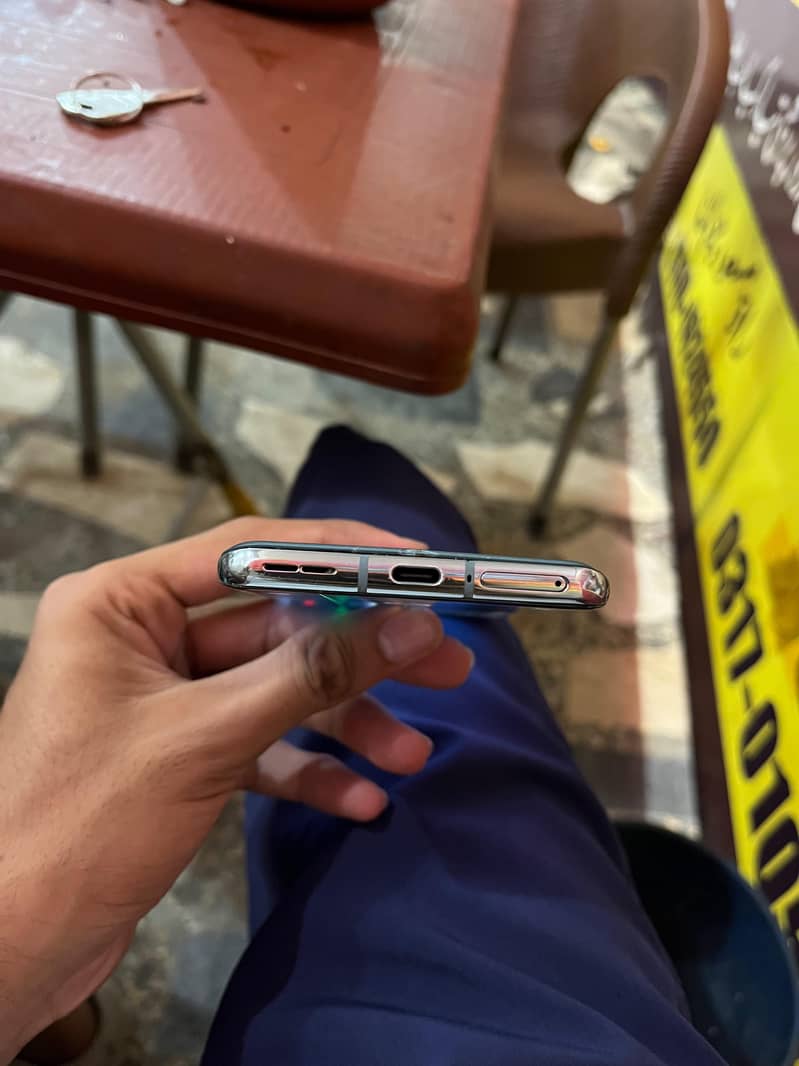 One Plus 10 Pro 5