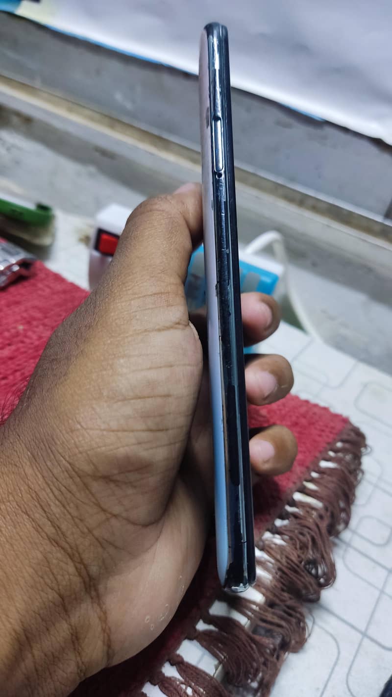 Tecno CAMON 15 Pro 4