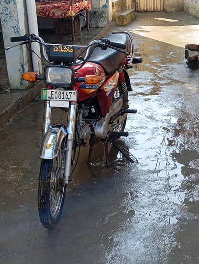 70 Ti madil 18 Kam koie nhi engine 10 by 10