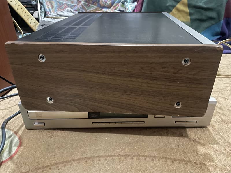 Akai Amplifier 2