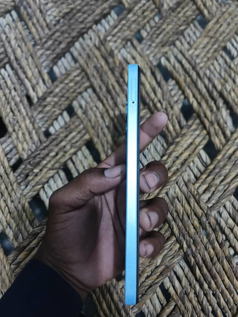 Realme Note 50 4