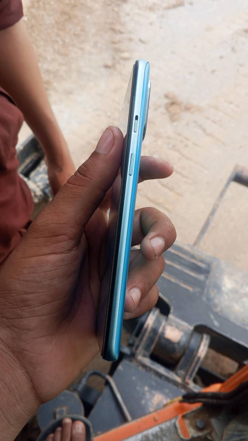 One Plus 8T 12+4/256 1
