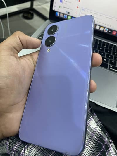 Vivo Y17s