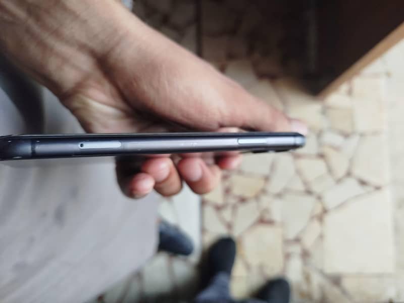 Apple iPhone 11 5