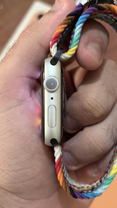 Need apple watch stainless steel any series white and golden only