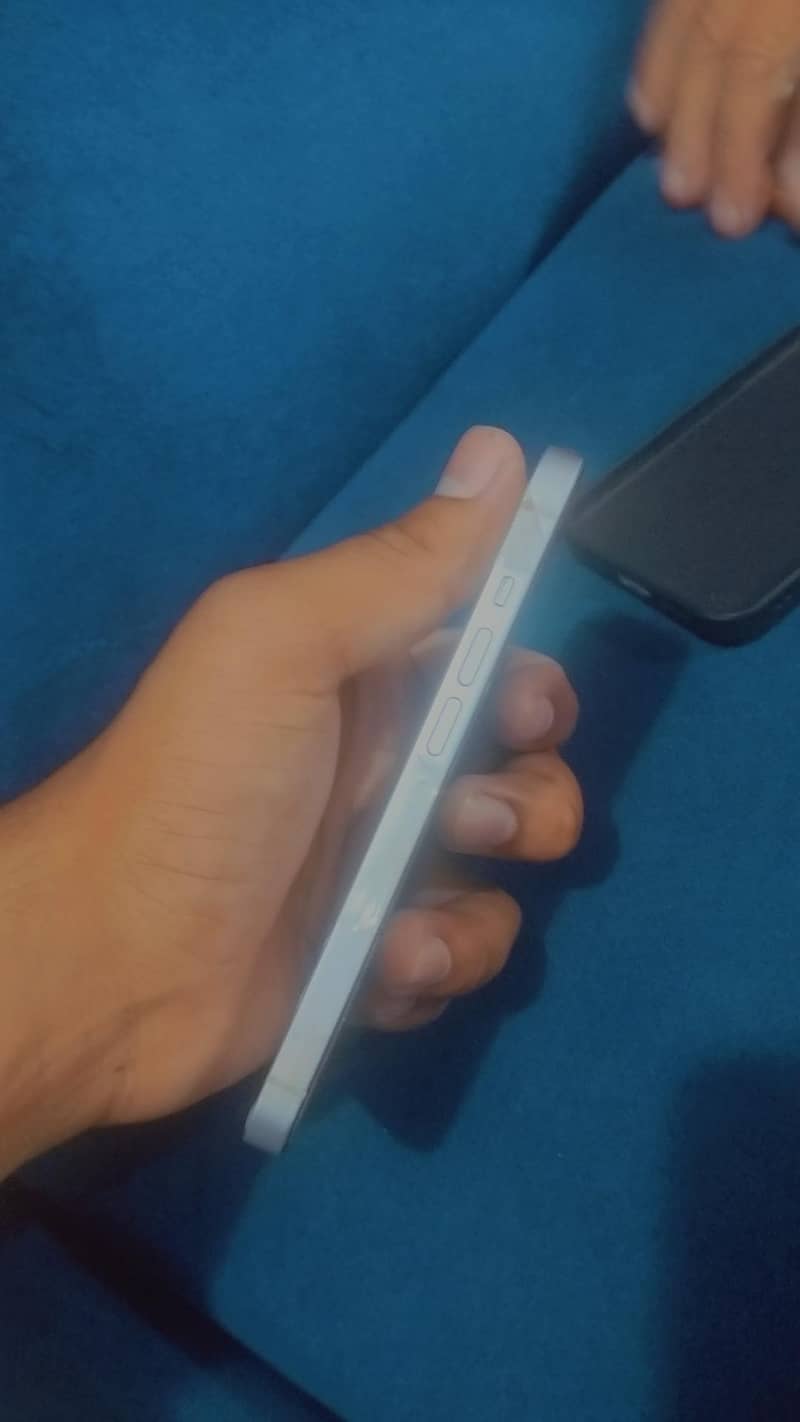 Apple iPhone 14 1