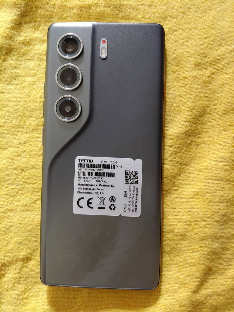 Tecno CAMON 40 Pro 0