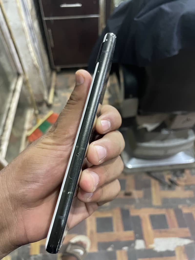 Google Pixel 6a 4