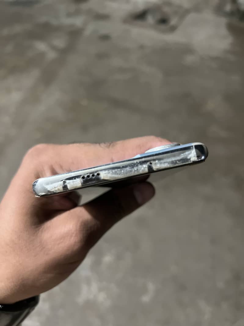 Tecno CAMON 40 Pro 3