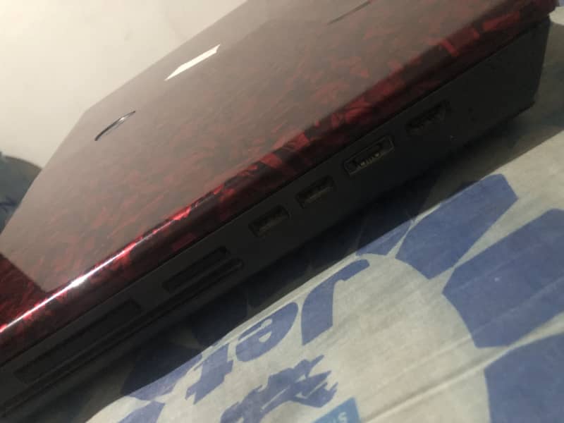 Alienware M18 Gaming Machine 16