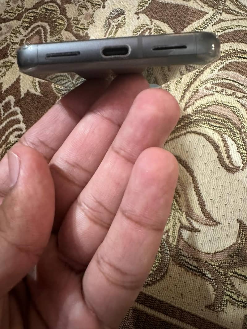 Google Pixel 8 2
