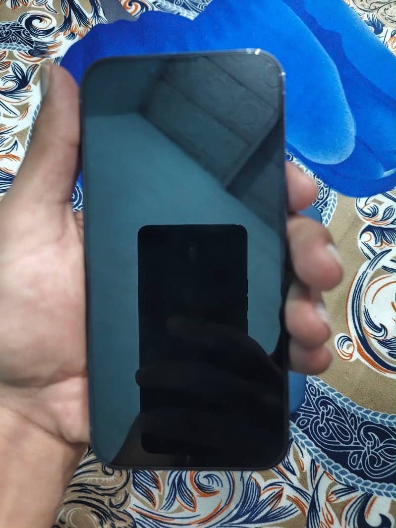 Apple iPhone 13 Pro 3