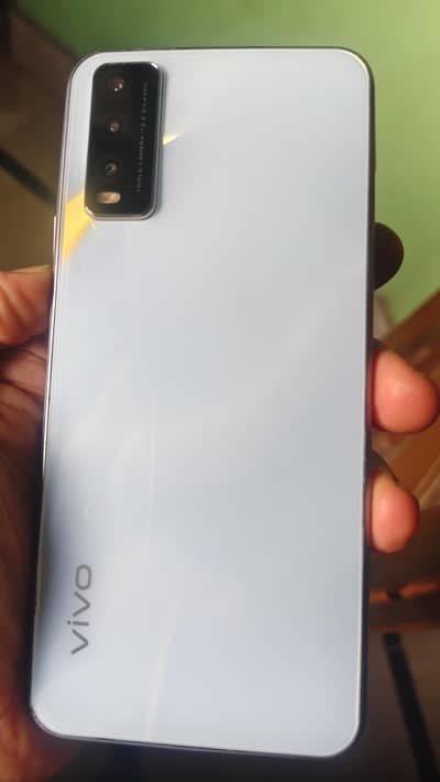 Vivo y20