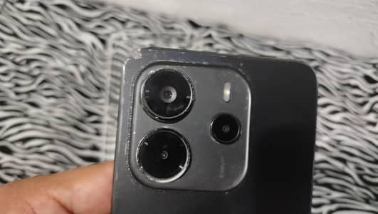 Xiaomi Redmi Note 14+ Realme c65