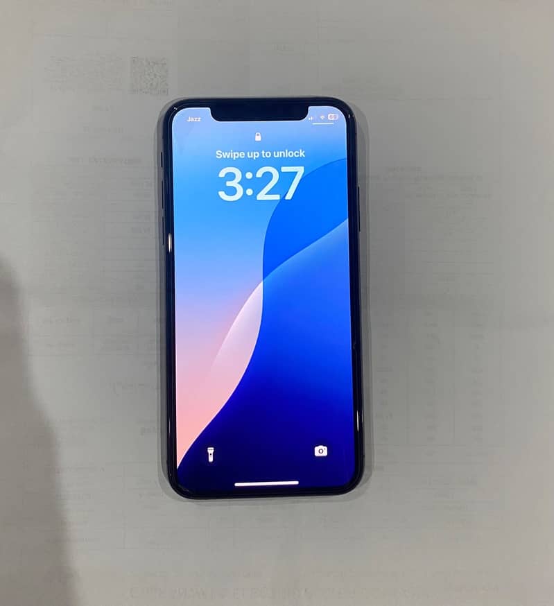 Apple iPhone Xs 4