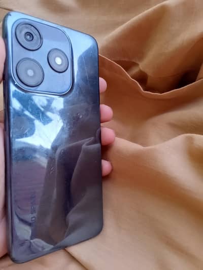 Tecno Spark 10C 14000