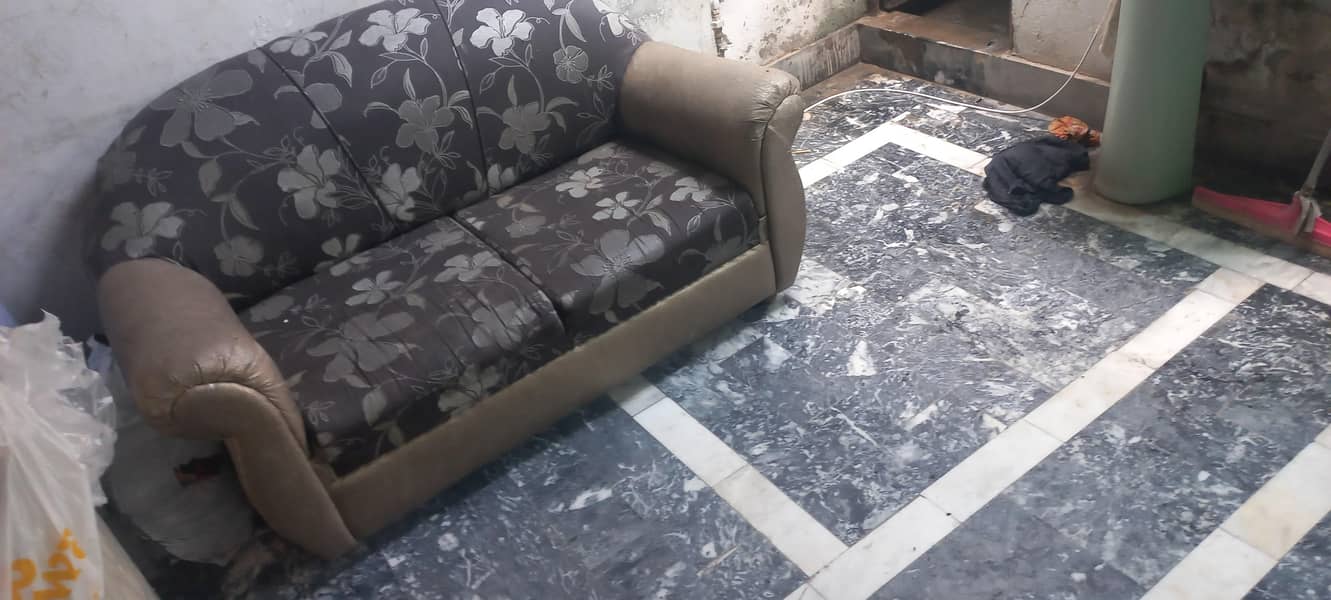 2 seater sofa 1