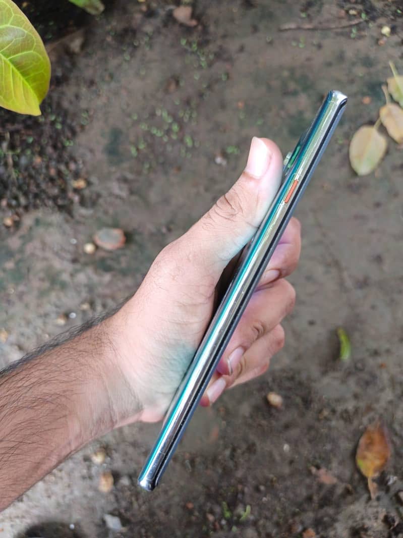 Tecno CAMON 40 Pro 3