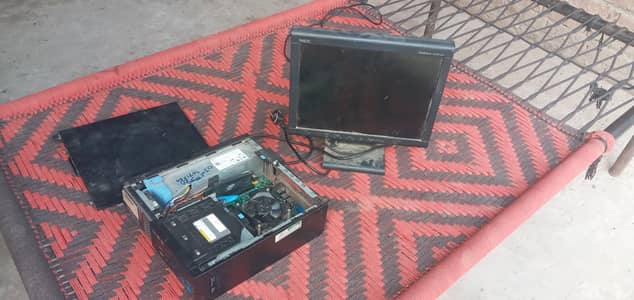 Core i3 4th Gen Desktop + LCD Monitor (For Repair / Parts)