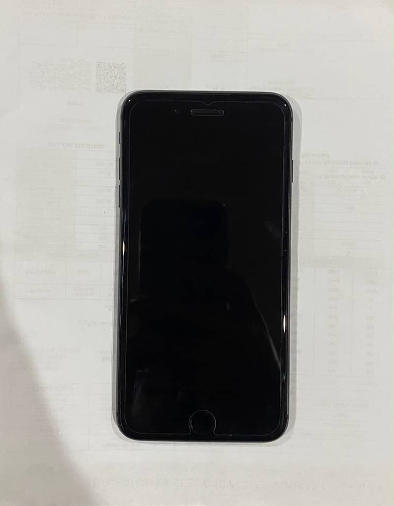 Apple iPhone 8 Plus 0