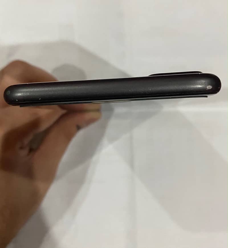 Apple iPhone 8 Plus 3
