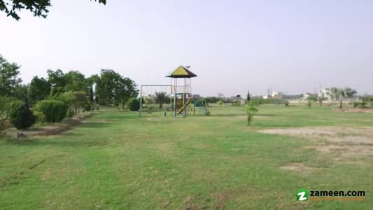 Ideal 4 Kanal Commercial Plot Near Valencia Round About Plot For Sale On Main Boulevard Pine Aveneue