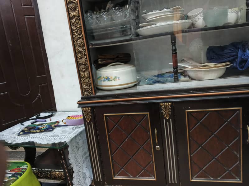 dressing table and showcase 6