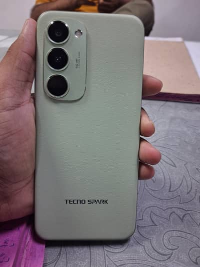 Tecno Spark 40 pro plus Complete Box