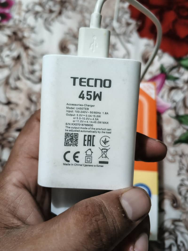 Tecno Spark 40 pro plus Complete Box 6
