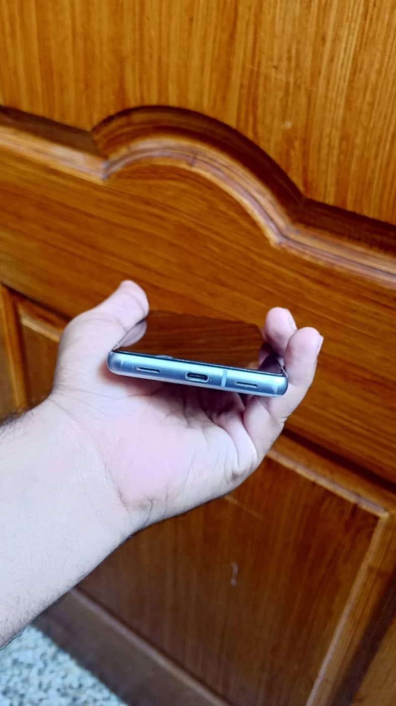 Google Pixel 7a 3