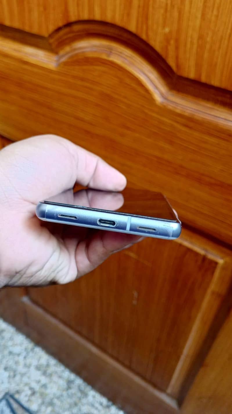 Google Pixel 7a 4