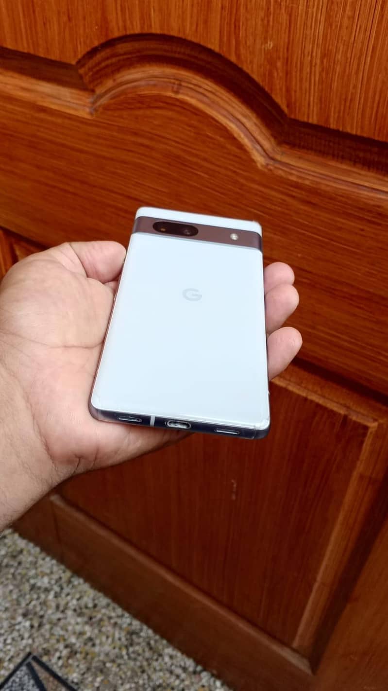 Google Pixel 7a 5
